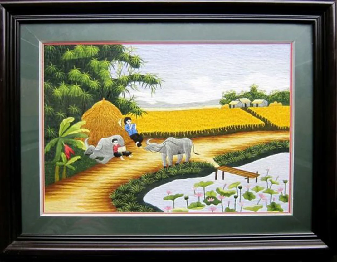 đóng khung tranh thêu chữ thập cần tránh lỗi căng lệch