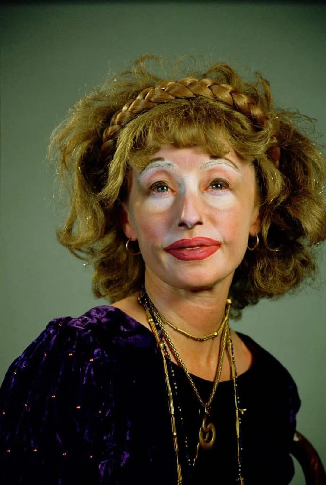 họa sĩ nổi tiếng hiện nay qua chân dung nghệ sĩ đương đại Cindy Sherman