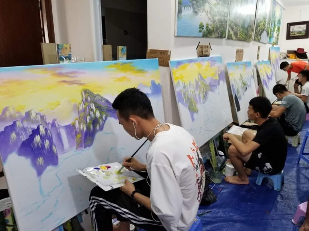 Hướng dẫn học vẽ sơn dầu trong xưởng vẽ học vẽ sơn dầu với giáo viên hướng dẫn trực tiếp