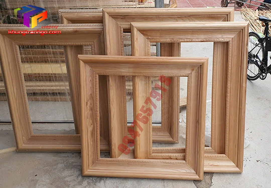 khung tranh gỗ tự nhiên gỗ sồi vân sáng cho tranh sơn dầu