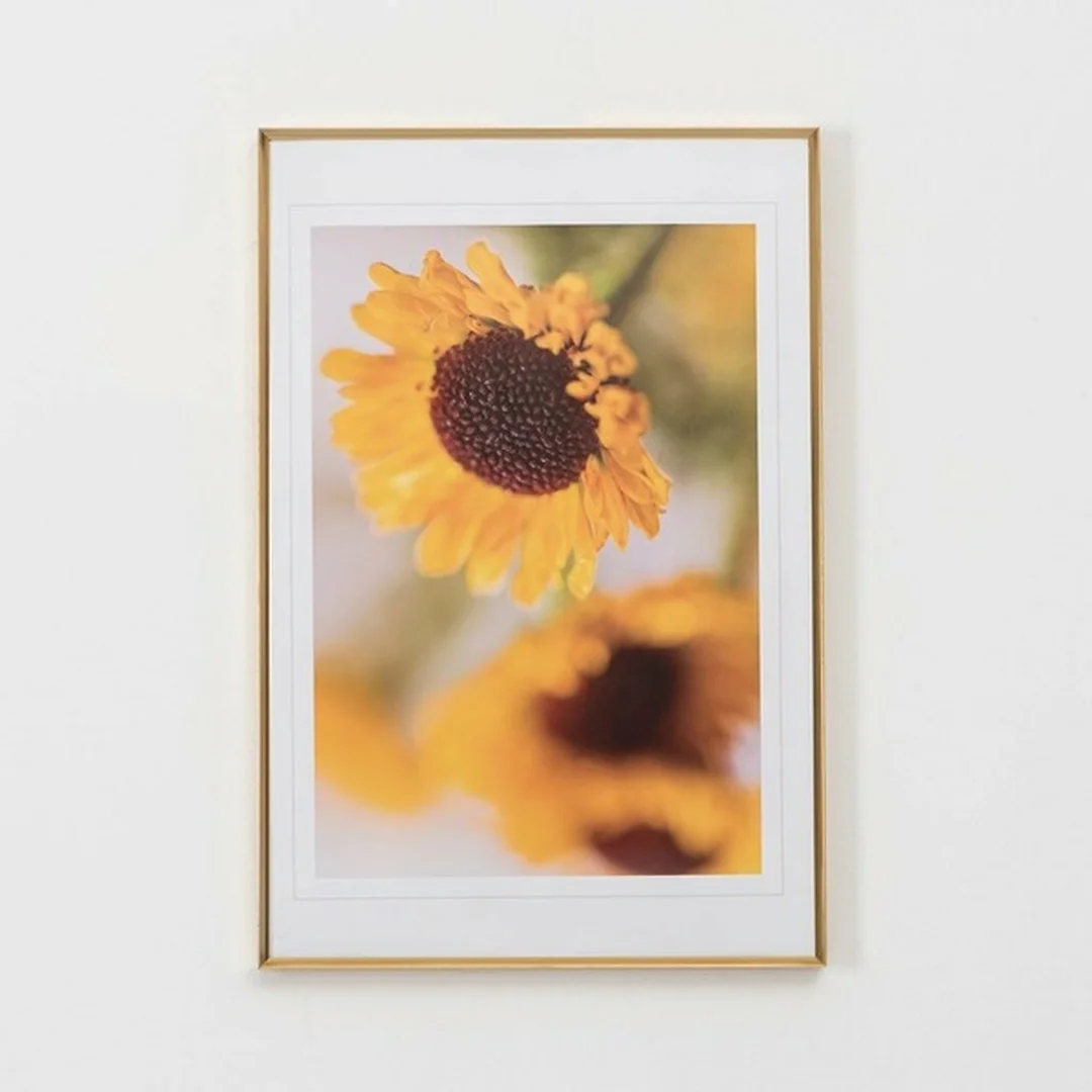 khung tranh nhôm viền mỏng cho tranh canvas phòng khách