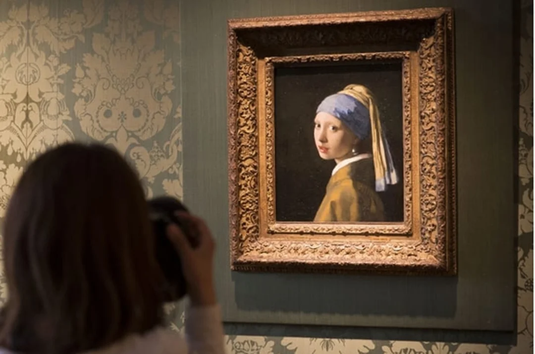 tranh nghệ thuật nổi tiếng thế giới Girl with a Pearl Earring của Vermeer
