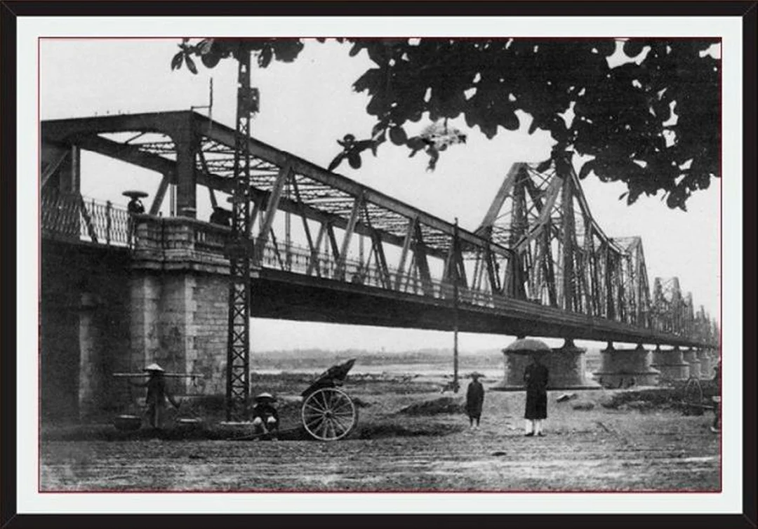 tranh phố cổ hà nội đen trắng phong cách ký họa