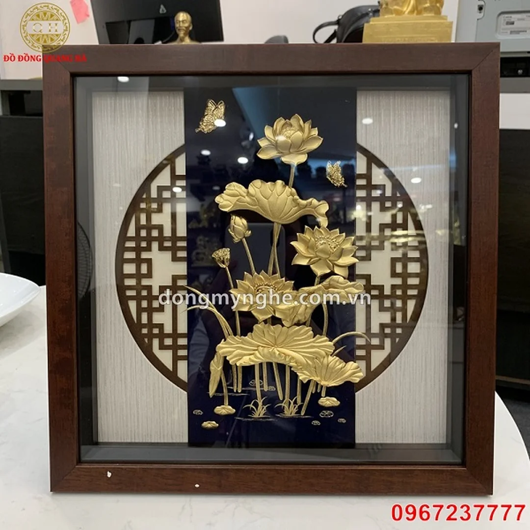 tranh phong thủy phòng thờ cần chọn đúng không gian và chủ đề