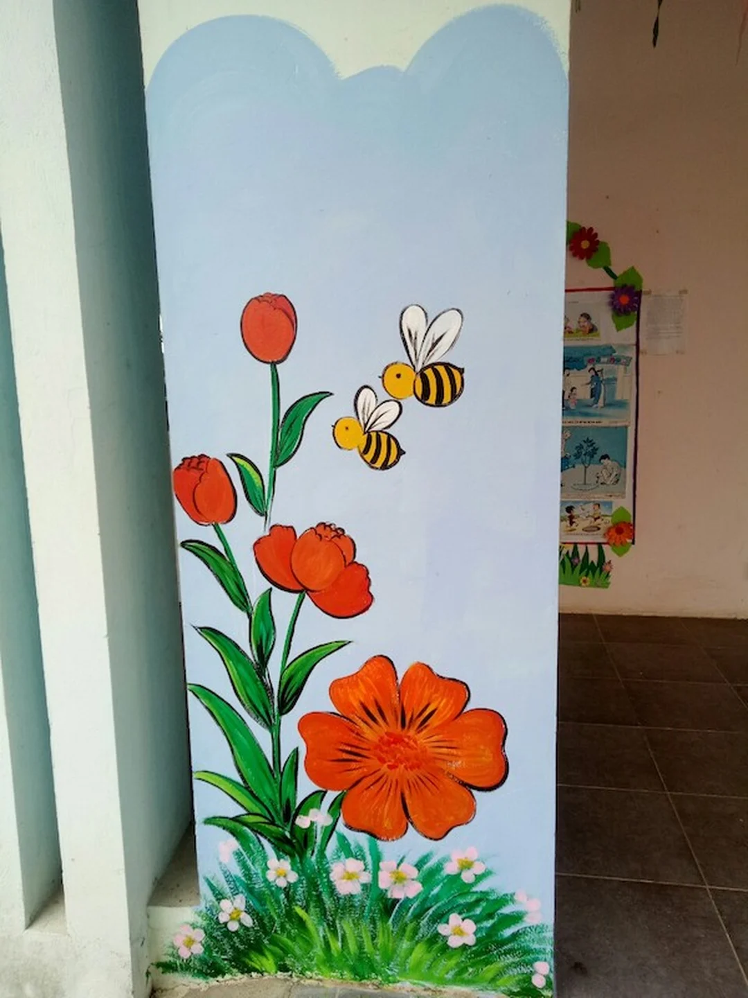 Vẽ tranh trang trí cột tường mầm non nhiều màu sắc vẽ tranh trang trí cột tường mầm non nhiều màu sắc