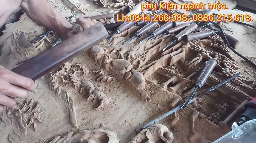 Video sửa nét tranh đồng quê đục CNC